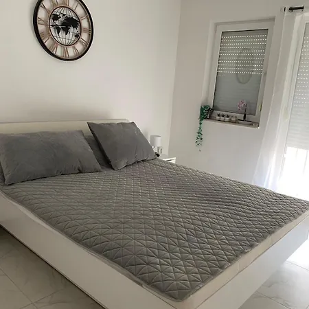 B Apartments Makarska Exterior photo